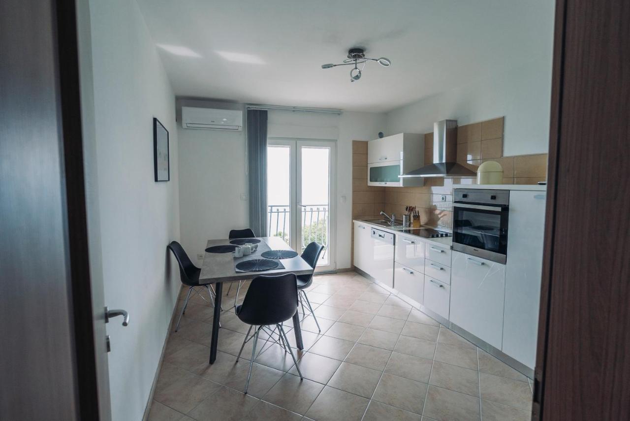 Apartmani Josip Podstrana Exterior photo